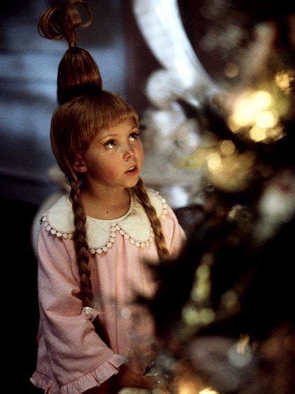 The Best Holiday-Movie Beauty Looks | Cindy lou who hair, Cindy lou who ...