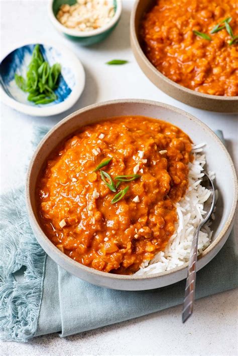 Simple Red Lentil Curry - vegan one-pot meal that uses pantry staples ...