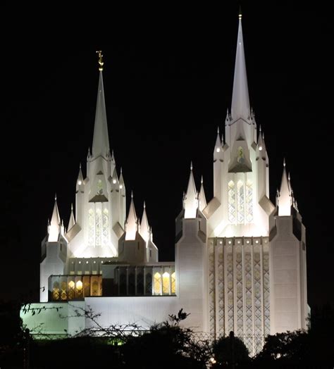 San Diego Mormon Temple at night | Nathan Rupert | Flickr