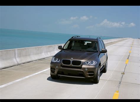 2011 BMW X5 xDrive35i - Front Angle View, car, HD wallpaper | Peakpx