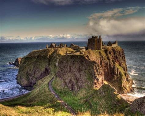 Dunottar Castle, Kincardineshire | Castles in ireland, Scottish castles ...