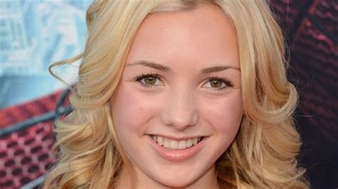 peyton list holly hills – Total Girl