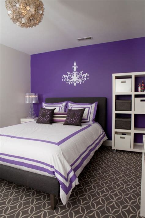 20 Beautiful Purple Accent Wall Ideas | Purple bedroom decor, Purple ...