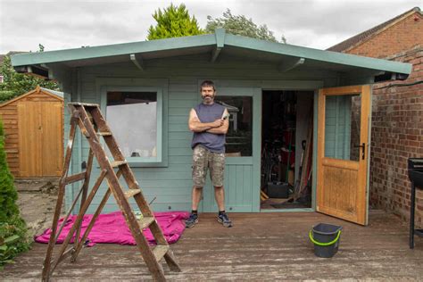 It's Easy To Install A Solar Panel For Your Shed - Renogy United States