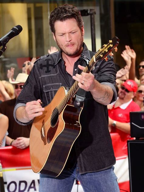 Blake Shelton Picture 30 - Blake Shelton Performing Live as Part of The ...