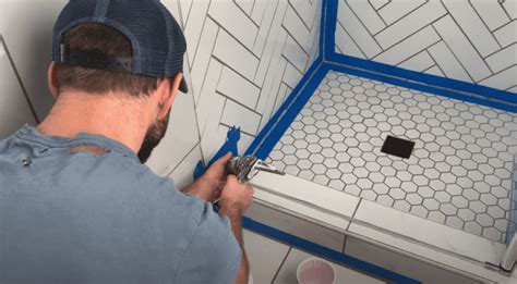 How to Tile a Shower Curb (Schluter Kerdi Shower Curb Tile Installation ...