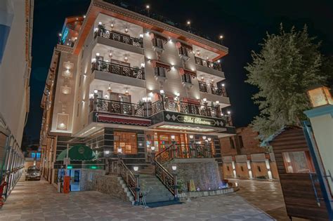 HOTEL DOWNTOWN (Srinagar, Kashmir) - Hotel Reviews, Photos, Rate ...