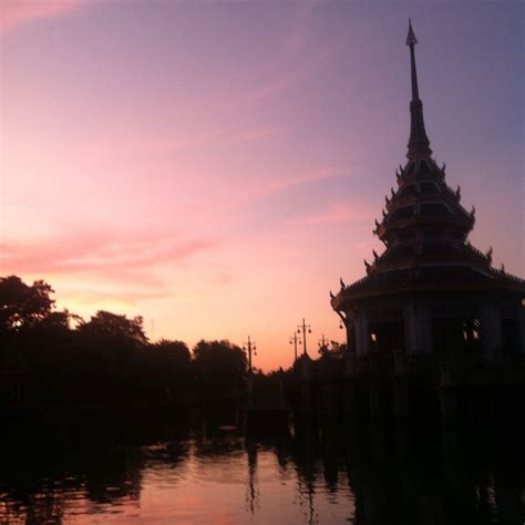 Nonthaburi Travel Guide: Best of Nonthaburi, Bangkok Travel 2024 ...