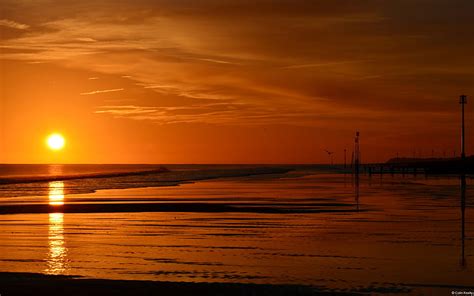 HD wallpaper: Withernsea beach-Windows 10 Desktop Wallpaper, sunset ...