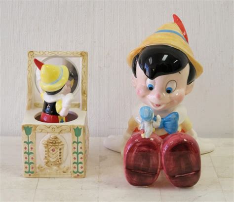 Lot - 2 Disney Schmid Pinocchio Musical Figurines