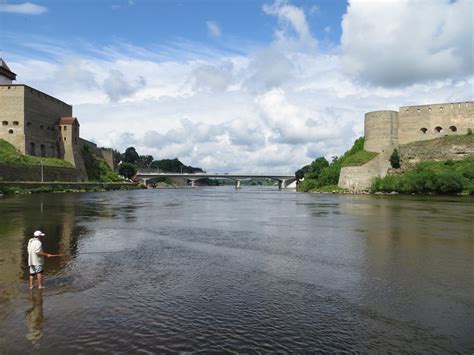 Narva river | View of Narva river and the Hermann Castle in … | Flickr