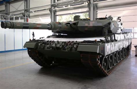 Below The Turret Ring: Leopard 2: Poland wants more; Germany and Turkey ...