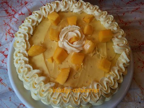 IndulgeAshscorner: Mango Cake with Mango White Choc frosting