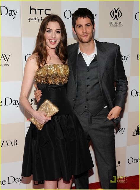 Anne Hathaway: 'One Day' Premiere with Jim Sturgess!: Photo 2568415 ...