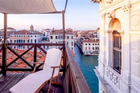 Venice accommodation canal view | Truly Venice Apartments