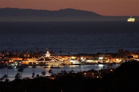 Slideshow: Newport at Night - Newport Beach News