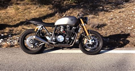 CRD30 Cafe Racer Yamaha XJR 1300 by Cafe Racer Dreams - Madrid