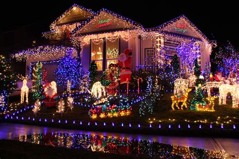 Where to Check Out Christmas Lights in Houston