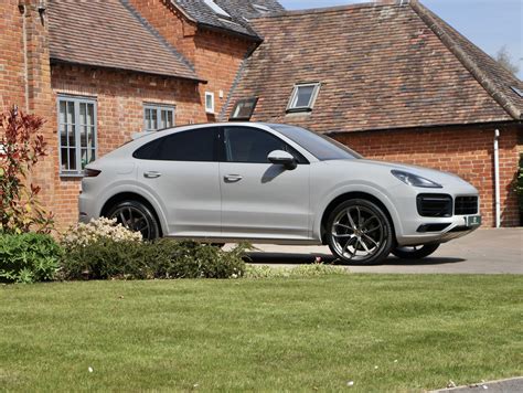 Porsche Cayenne Coupe with Lightweight Package | Oscar Jacobs