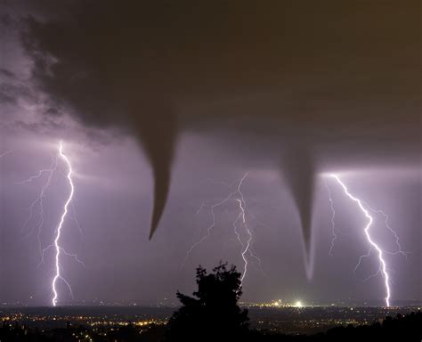 Tornadoes Forming - musingsofthemiddleschoolminds