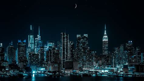 New York City Wallpaper 4K, Half moon, Cityscape, Night