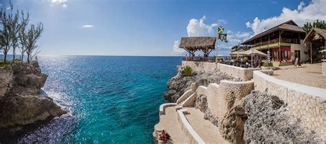 Cliff Jumping, Jamaica: Everything You Need to Know | Beaches