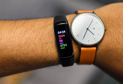 Samsung Galaxy Fit Review: A $99 Fitness Tracker | Digital Trends