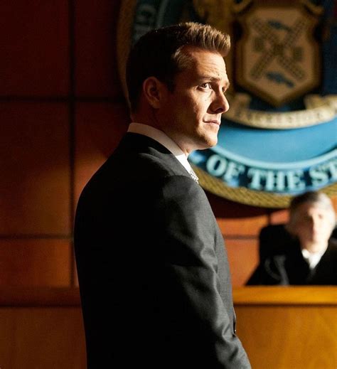 Harvey specter | Suits harvey, Harvey specter suits, Harvey specter