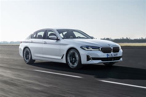 WORLD PREMIERE: BMW 5 Series Facelift