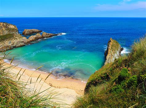 Mexota Beach in Serantes, Tapia de Casariego - Asturias, Spain ...