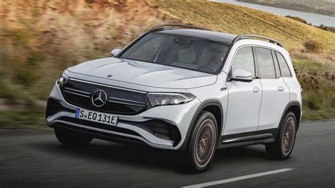 2022 Mercedes-Benz EQB debuts in China with AMG Line, 288 bhp