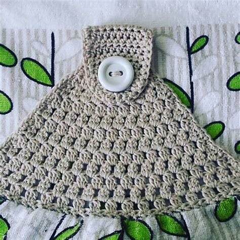 Ravelry: Simple Towel Topper pattern by Buttonnose Crochet