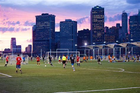 Pier 5, Brooklyn Bridge Park. Photo: Julienne Schaer/NYC & Company