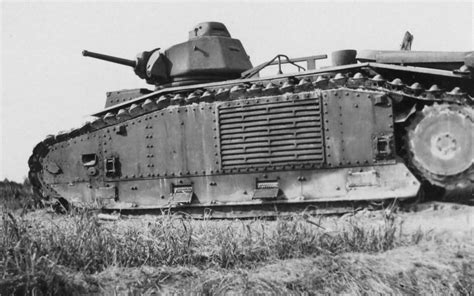 Char B1 bis tank side view | World War Photos