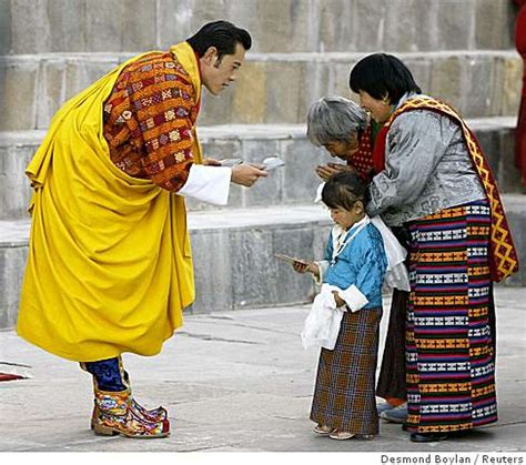 New king crowned in democracy of Bhutan