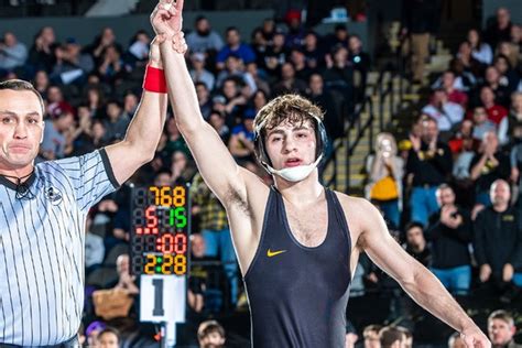 Iowa Wrestling: Nine Celebrations we want to see from Austin DeSanto ...