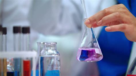 Chemistry Lab Experiment - Chemistry Experiment In Science Research ...