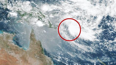 Australia weather: Tropical cyclone forming, moving towards Queensland ...