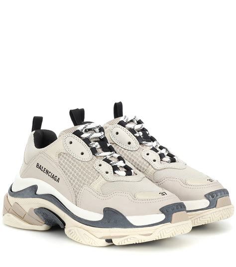 Balenciaga Triple S Sneaker | Lyst