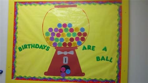 Bunches of Bulletin Boards | Birthday board classroom, Preschool ...