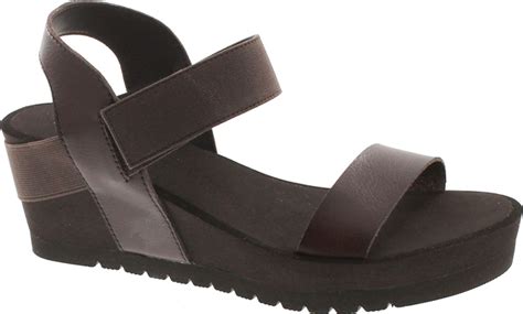 Yellow Box Women's Hayla Comfort Foam Platform Wedge Sandal, Brown, 8.5 ...