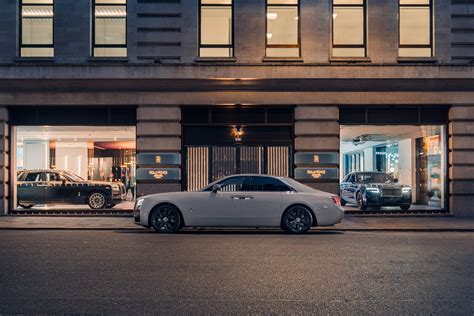 Rolls-Royce Motor Cars opens new flagship London showroom – Car Dealer ...