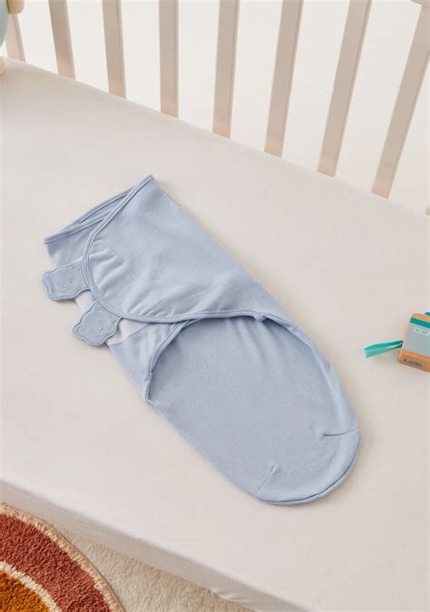 Buy Juniors Solid Swaddle Wrap Online | Babyshop UAE