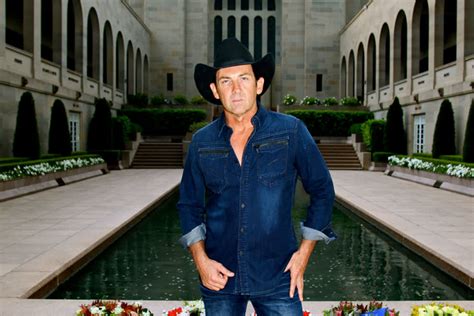 Lee Kernaghan Celebrates 25 Years Of 'Boys From The Bush' With ...