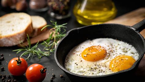 5 facts about eggs to prove they’re the superfood you need | HealthShots