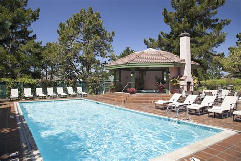 Half Moon Bay Lodge Half Moon Bay, California, US - Reservations.com