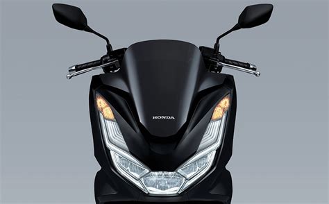 Honda tung ta PCX 160cc đối đầu với Yamaha NVX 155cc - CafeAuto.Vn