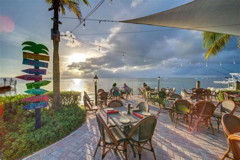 15 Best Seafood Restaurants in Key Largo You Must Try! - Florida ...