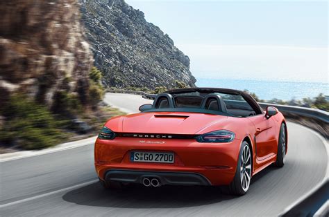 2017 Porsche 718 Boxster Fully Revealed with Turbo Flat-Four Engines