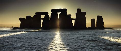 Winter Solstice sunrise to be streamed live from Stonehenge - Brig ...